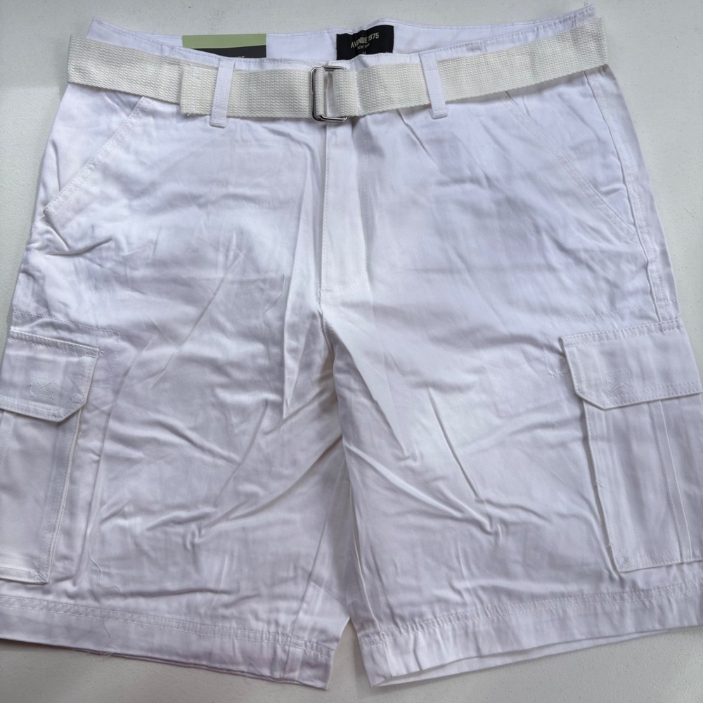 Avenue 1975 New York Mens White Cargo Shorts with Belt Size 34 NWT Cotton